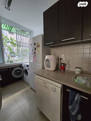 דירה, שלום עליכם, בת ים