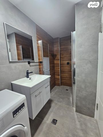 דירה, איינשטיין 25, גבעה א', שביט, קרית אתא