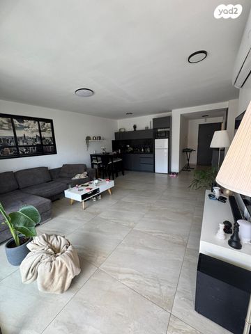 דירה, הרצל 110, פלורנטין, תל אביב יפו