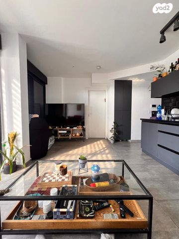 דירה, הרצל 110, פלורנטין, תל אביב יפו