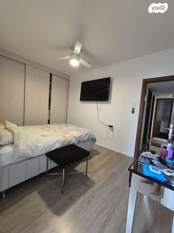 דירה, שלום עליכם, בת ים