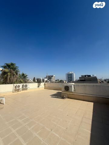 דירה, מורדי הגטאות, תל אביב יפו