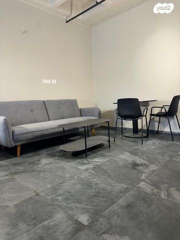 בית מלון, יצחק שדה, מונטיפיורי, הרכבת, תל אביב יפו