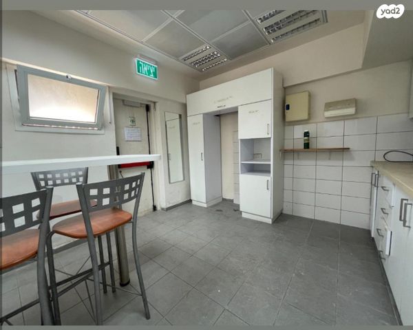 חנויות/ שטח מסחרי, כפר סבא