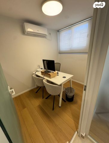 קליניקות, כפר סבא