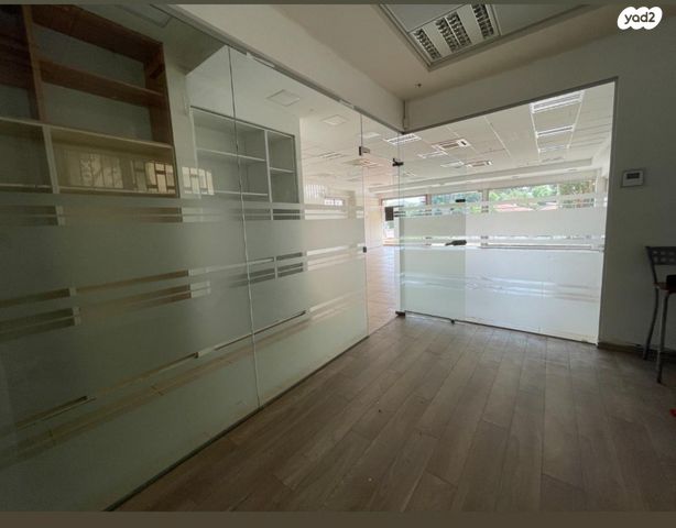 חנויות/ שטח מסחרי, כפר סבא