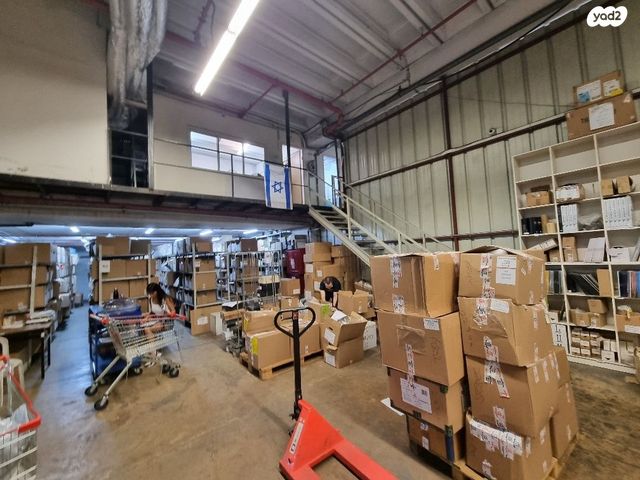 מחסנים, תל אביב יפו