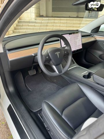 טסלה מודל 3