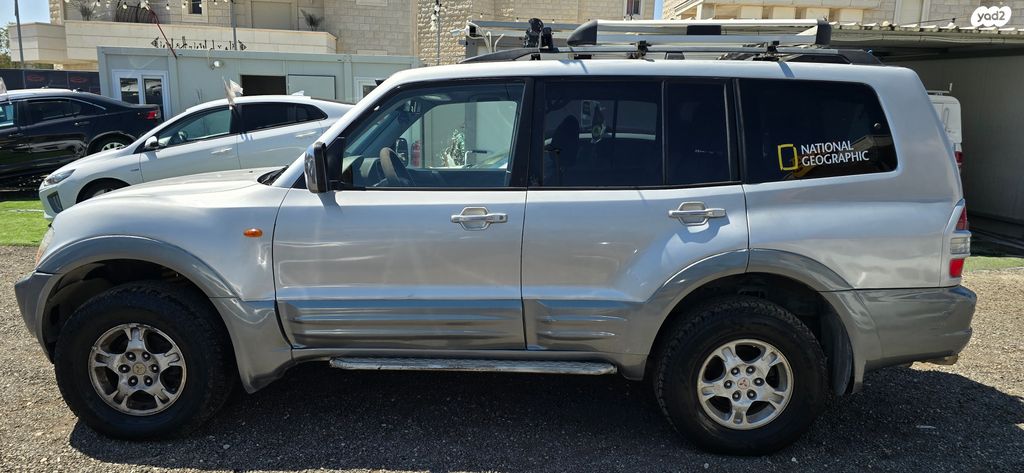 מיצובישי פג'רו