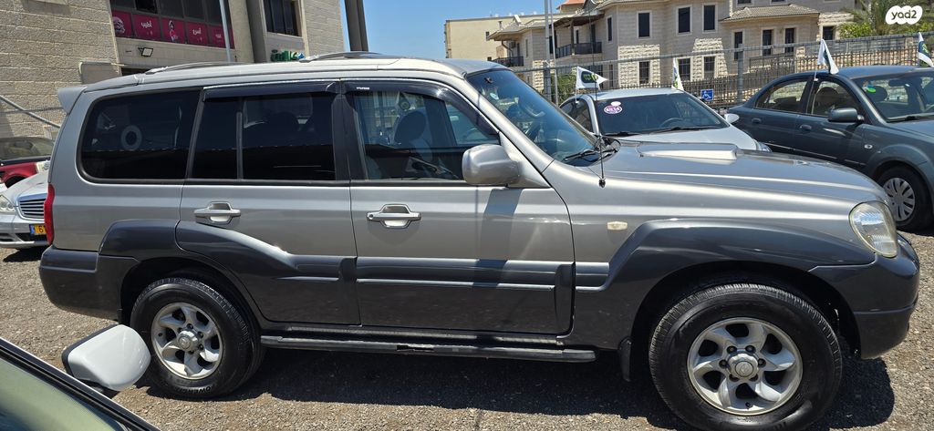 יונדאי טאראקן