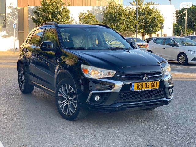 מודעת רכב מיצובישי ASX