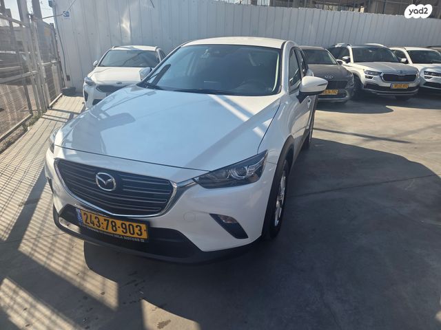 מודעת רכב מאזדה CX-3