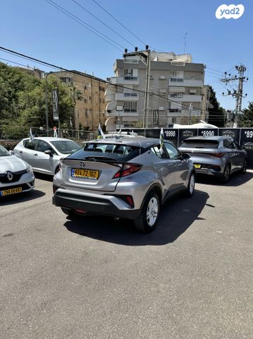 מודעת רכב טויוטה C-HR 1
