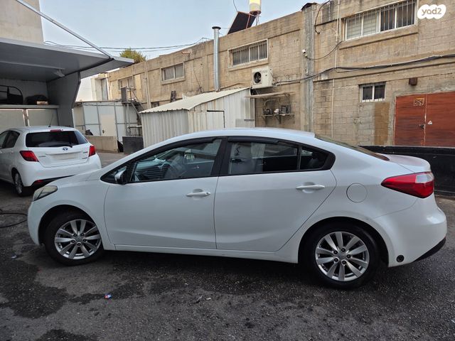מודעת רכב קיה פורטה 