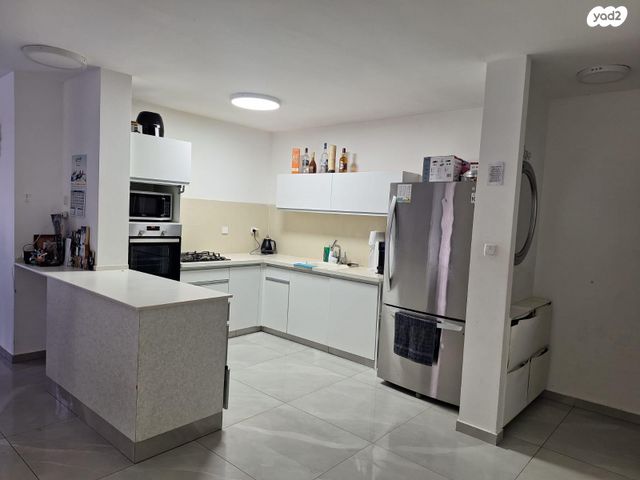 דירה, שונית 7, קרית מנחם בגין, רמלה