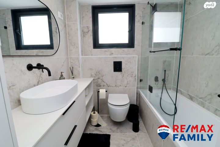 דירה, מנחם בגין, נווה גנים, קרית מוצקין