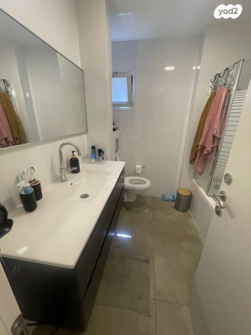 דירה, רמז, נווה מגן, רמת השרון