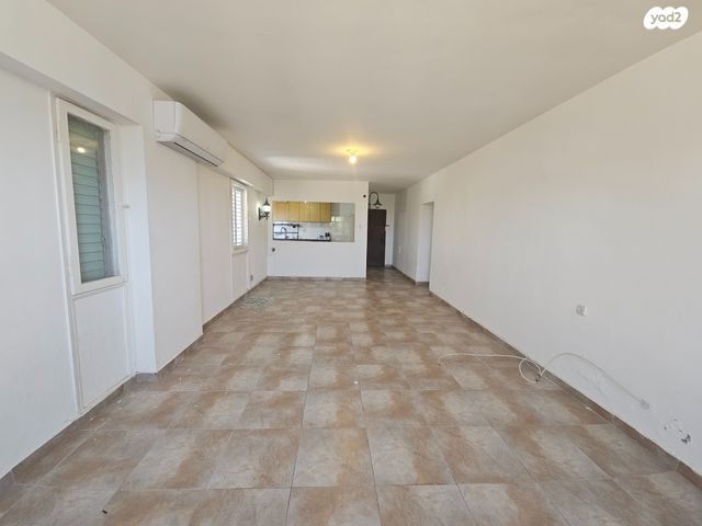 דירה, נחל הבשור, מכללת תל אביב יפו, דקר, תל אביב יפו