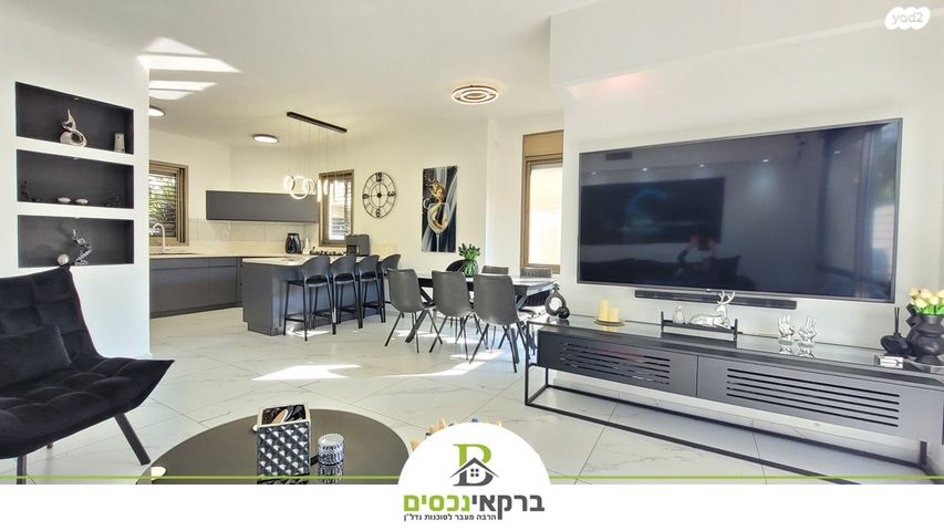 מתחם 19 - 20 (מתחם הפרחים)