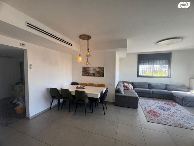 דירה, פסגות אפק, ראש העין