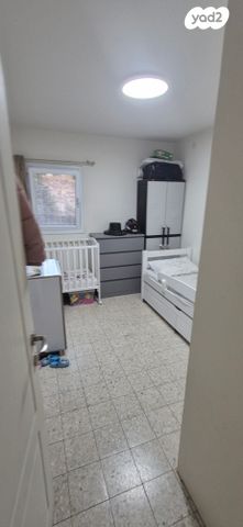 דירה, אברהם שטרן, קרית היובל, ירושלים