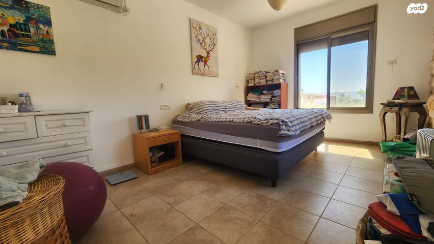 בית פרטי/ קוטג', לבנים