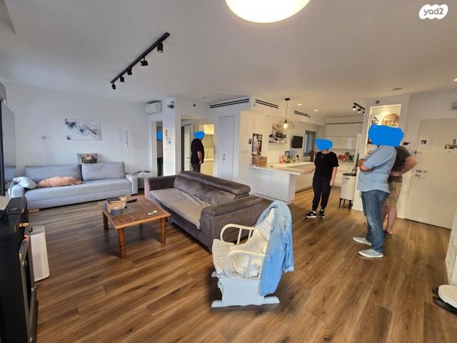 דירה, יעקב פיכמן, ח-501, חולון