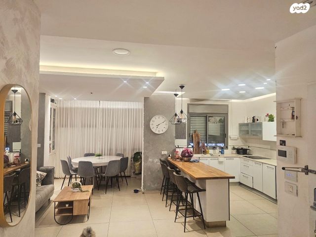 דירת גן, שקמים ואגמים, אשקלון