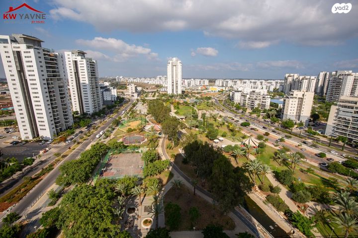 דירה, הנמל, נאות רבין, יבנה