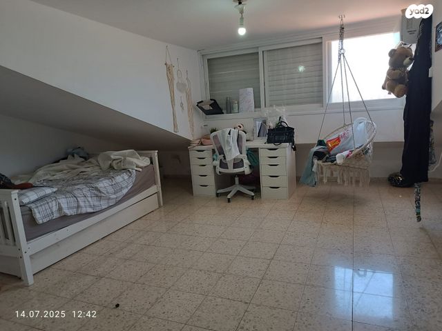 גג/ פנטהאוז, הראשונים, קרית חיים מזרחית, חיפה