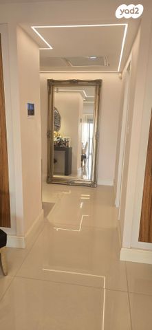 גג/ פנטהאוז, דגניה, ח-501, חולון