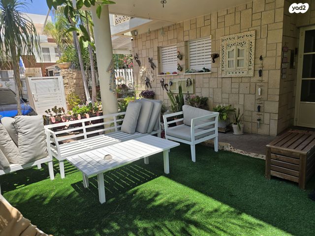 בית פרטי/ קוטג', אחוזת גדרה, גדרה