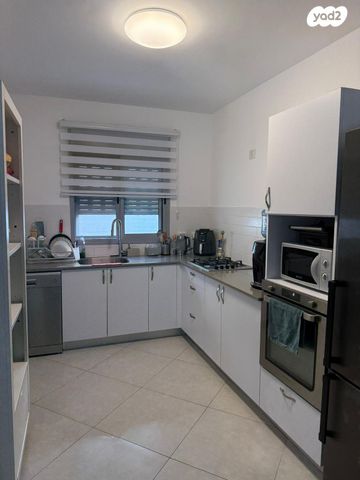 דירה, אשכולית, רמות הרכס, באר שבע