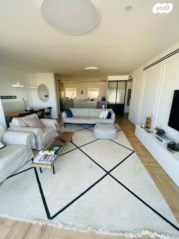 דירה, תכלת, אבני חן, מודיעין מכבים רעות