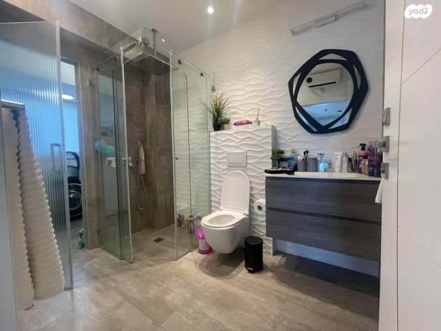 דירה, שדרות העצמאות 1, בת ים