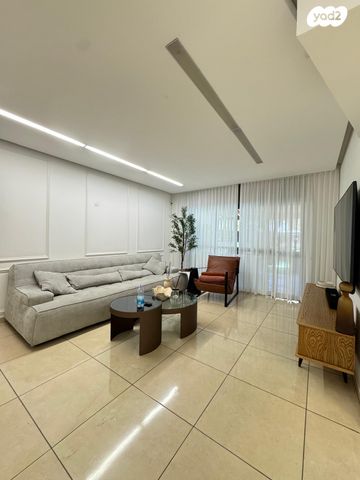 דירת גן, שושנה דמארי 20, קרית האמנים, מצליח, רמלה