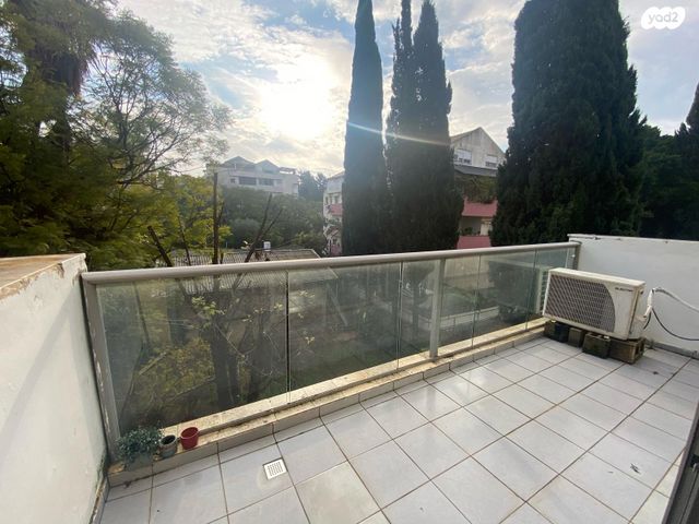 דירה, ביאליק 12, ארלוזורוב, כפר סבא