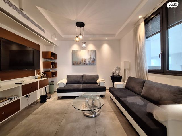 דירה, כרמלית, כרם התימנים, תל אביב יפו