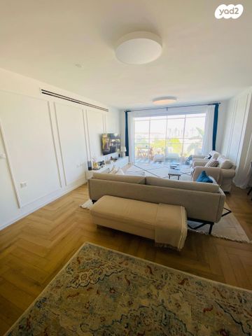 דירה, תכלת, אבני חן, מודיעין מכבים רעות