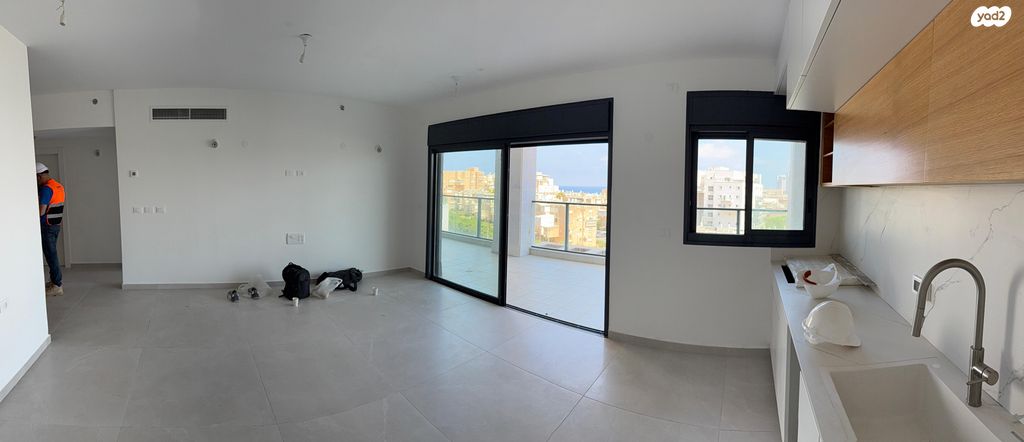 דירה, הרב הרצוג 8, צפון מערב מרכז העיר, נתניה