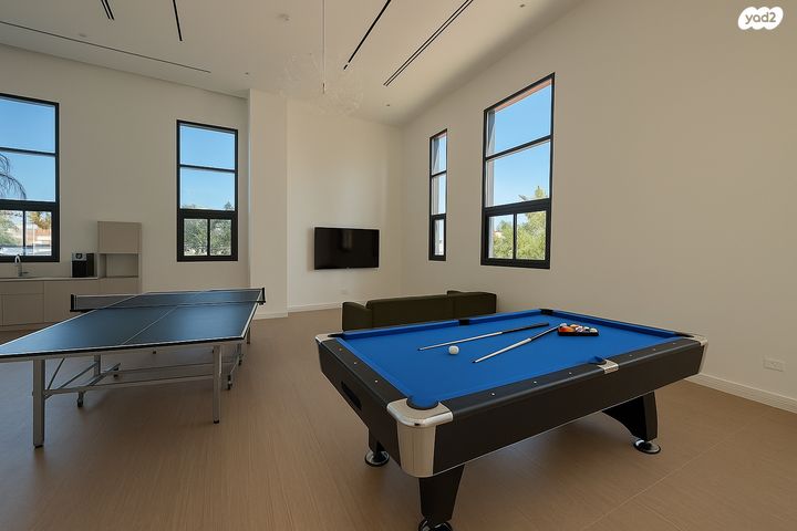 גג/ פנטהאוז, אייזיק רמבה 7, נוף הטיילת, נתניה