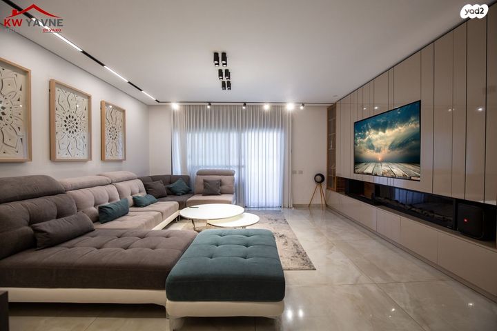 דירה, הנמל, נאות רבין, יבנה