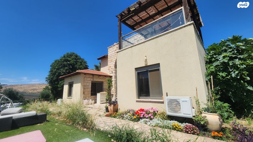 בית פרטי/ קוטג', לבנים