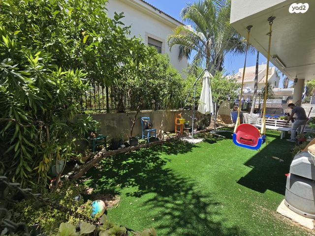 בית פרטי/ קוטג', אחוזת גדרה, גדרה