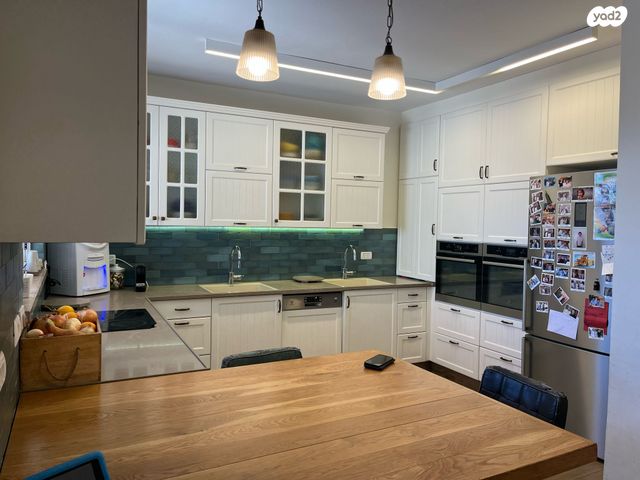 דירה, אלעזר