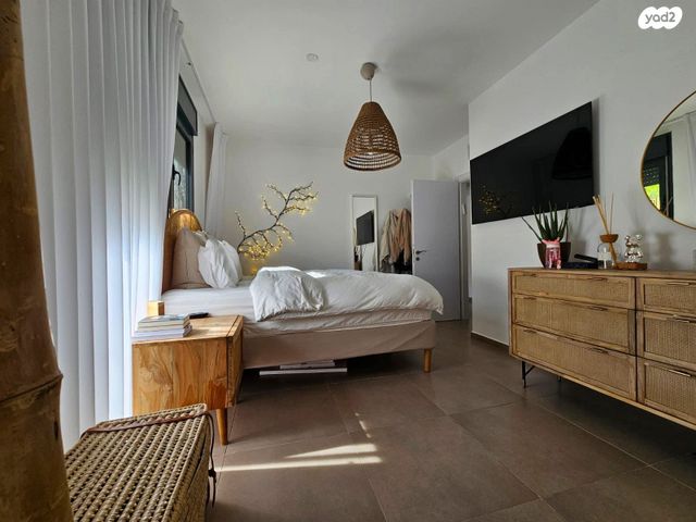 דירת גן, השקד 10, נופי החורש, מבשרת ציון