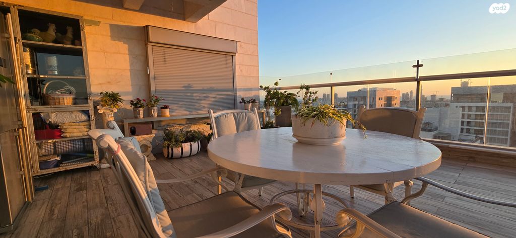 גג/ פנטהאוז, דגניה, ח-501, חולון