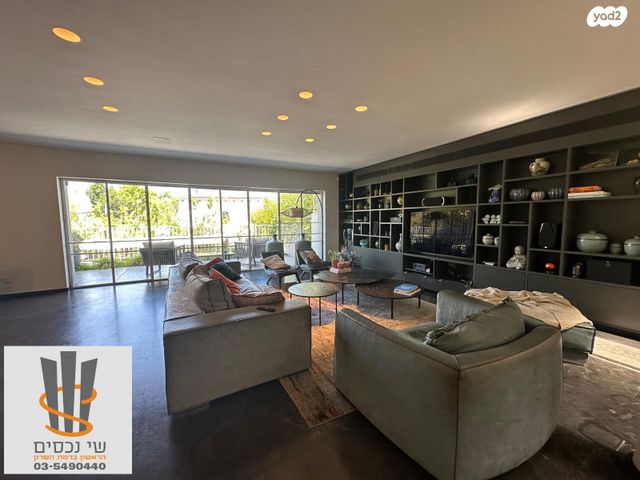 בית פרטי/ קוטג', קרית יערים, רמת השרון