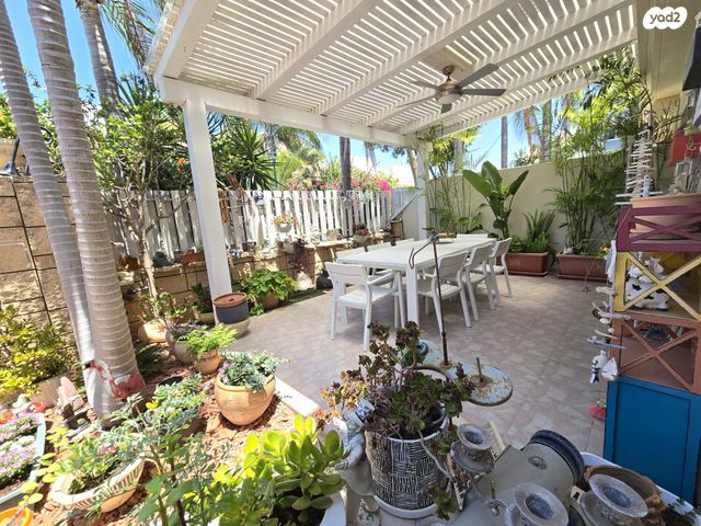 בית פרטי/ קוטג', אחוזת גדרה, גדרה