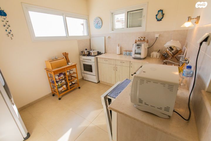 דירת גן, הפסגה 27, אריאל